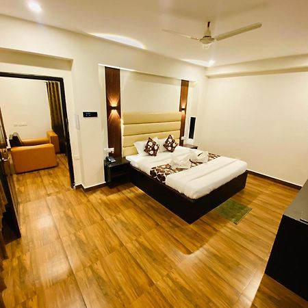 Shloka Residency Hotel Shamshabad Exterior foto